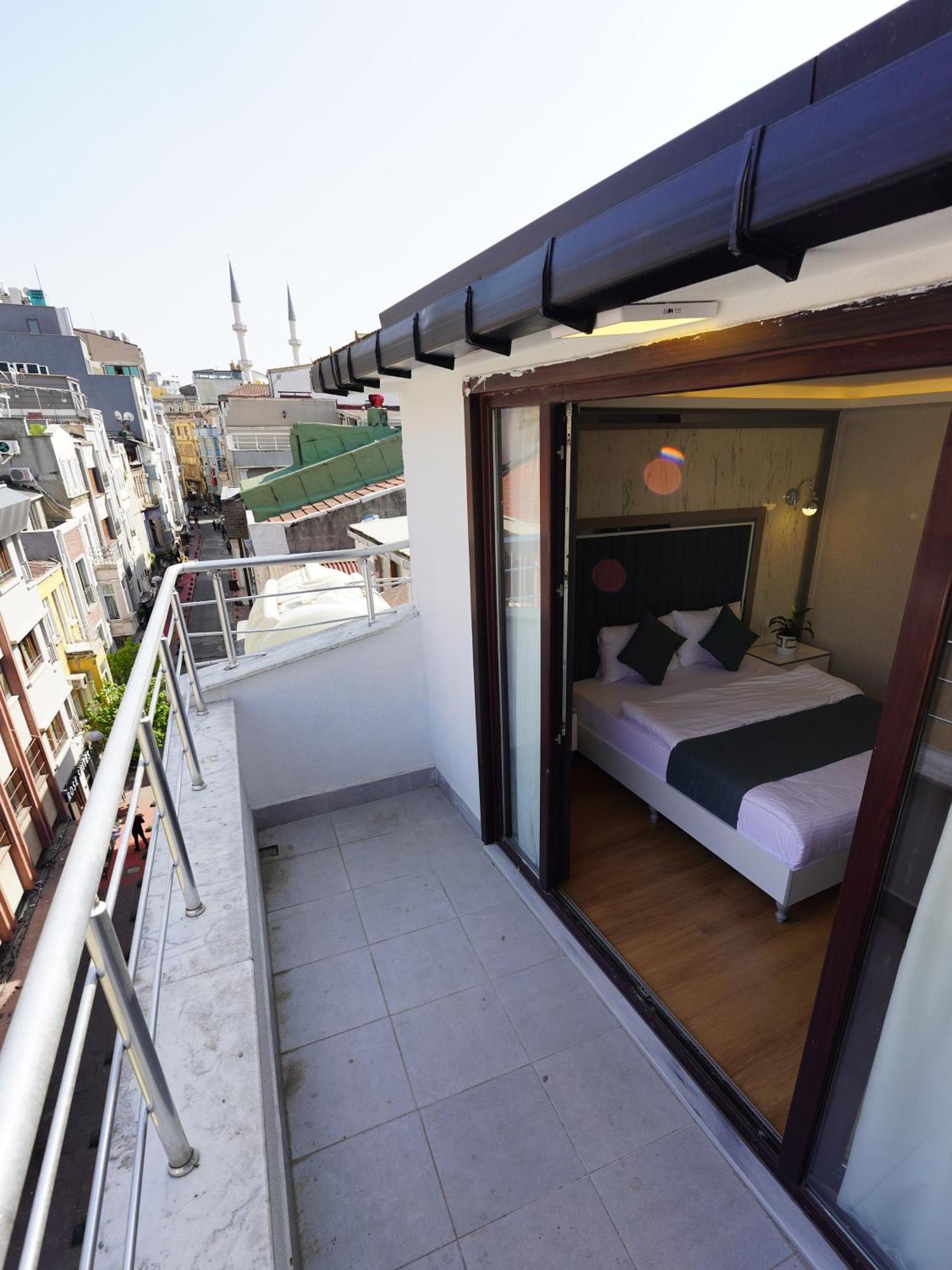 Gazelle Istanbul